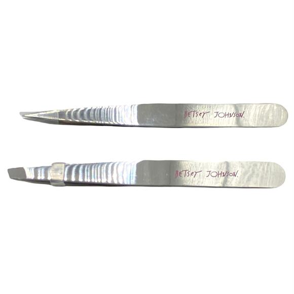 Betsey Johnson Tweezer Duo Set - Picture 2 of 6